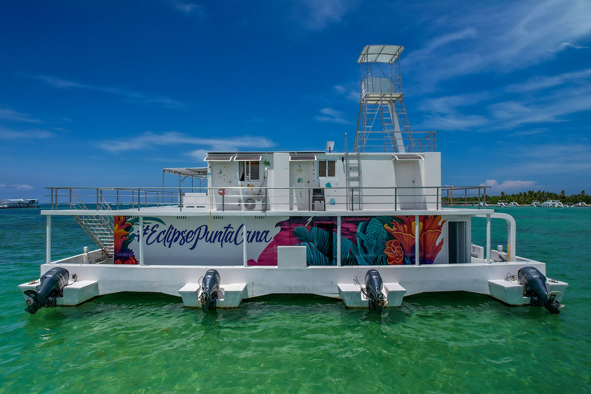 Demo Boat